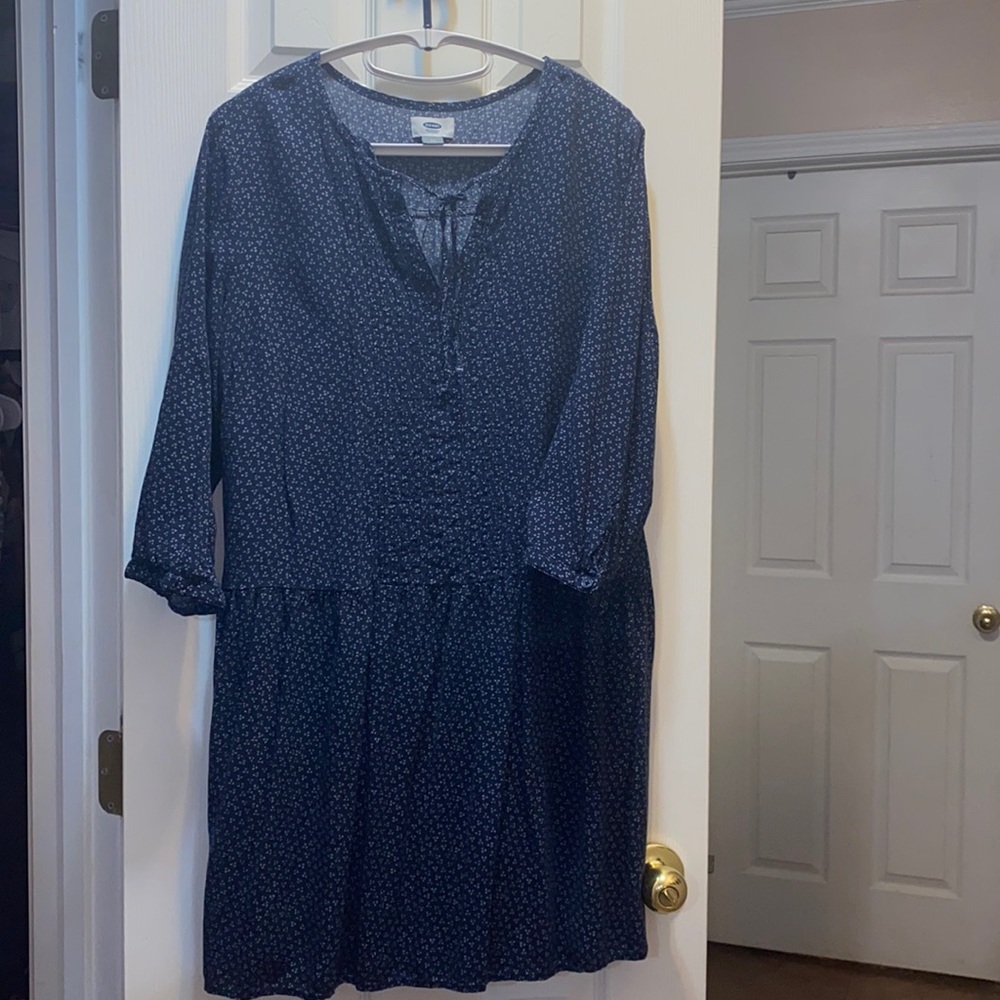 A blue old navy dress
